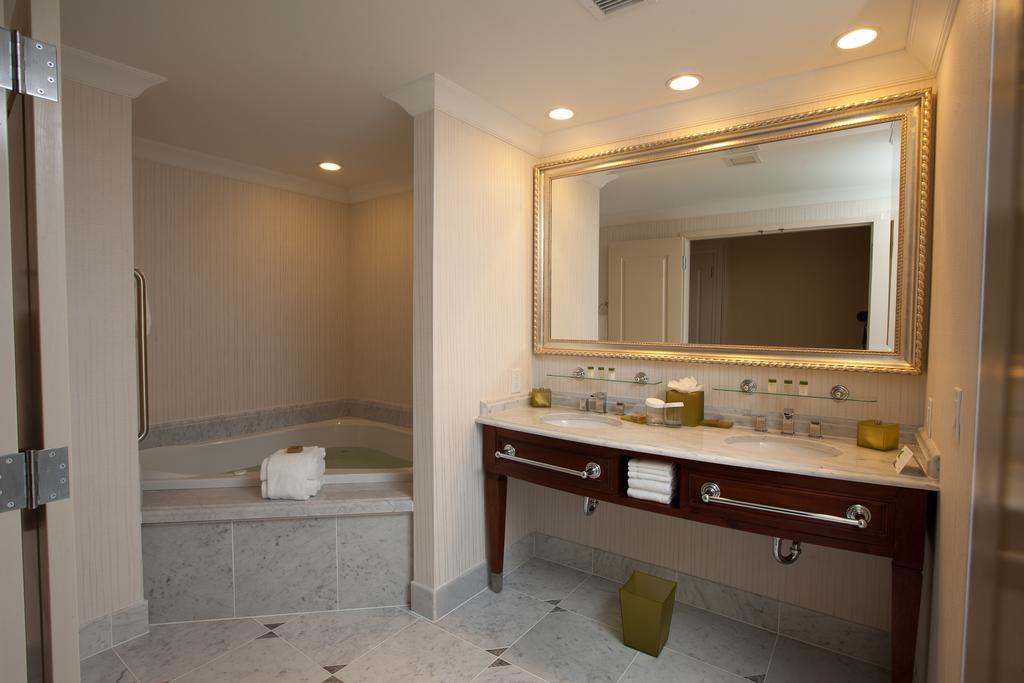 Town & Country Inn And Suites Τσάρλεστον Εξωτερικό φωτογραφία