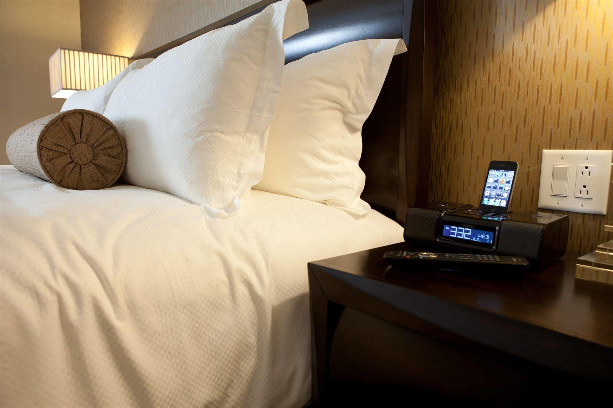 Town & Country Inn And Suites Τσάρλεστον Εξωτερικό φωτογραφία