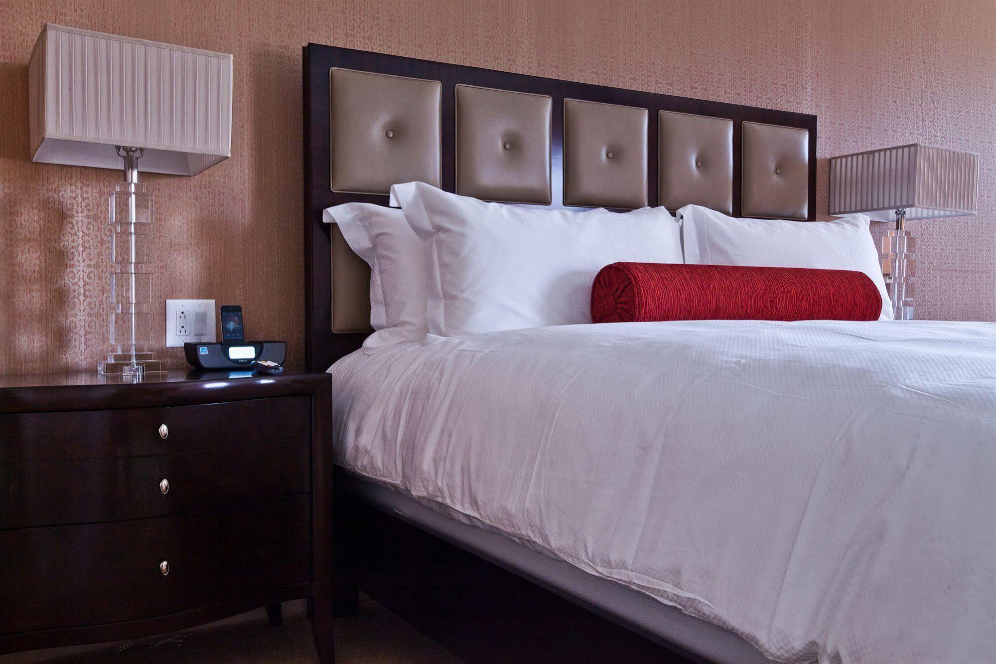 Town & Country Inn And Suites Τσάρλεστον Εξωτερικό φωτογραφία