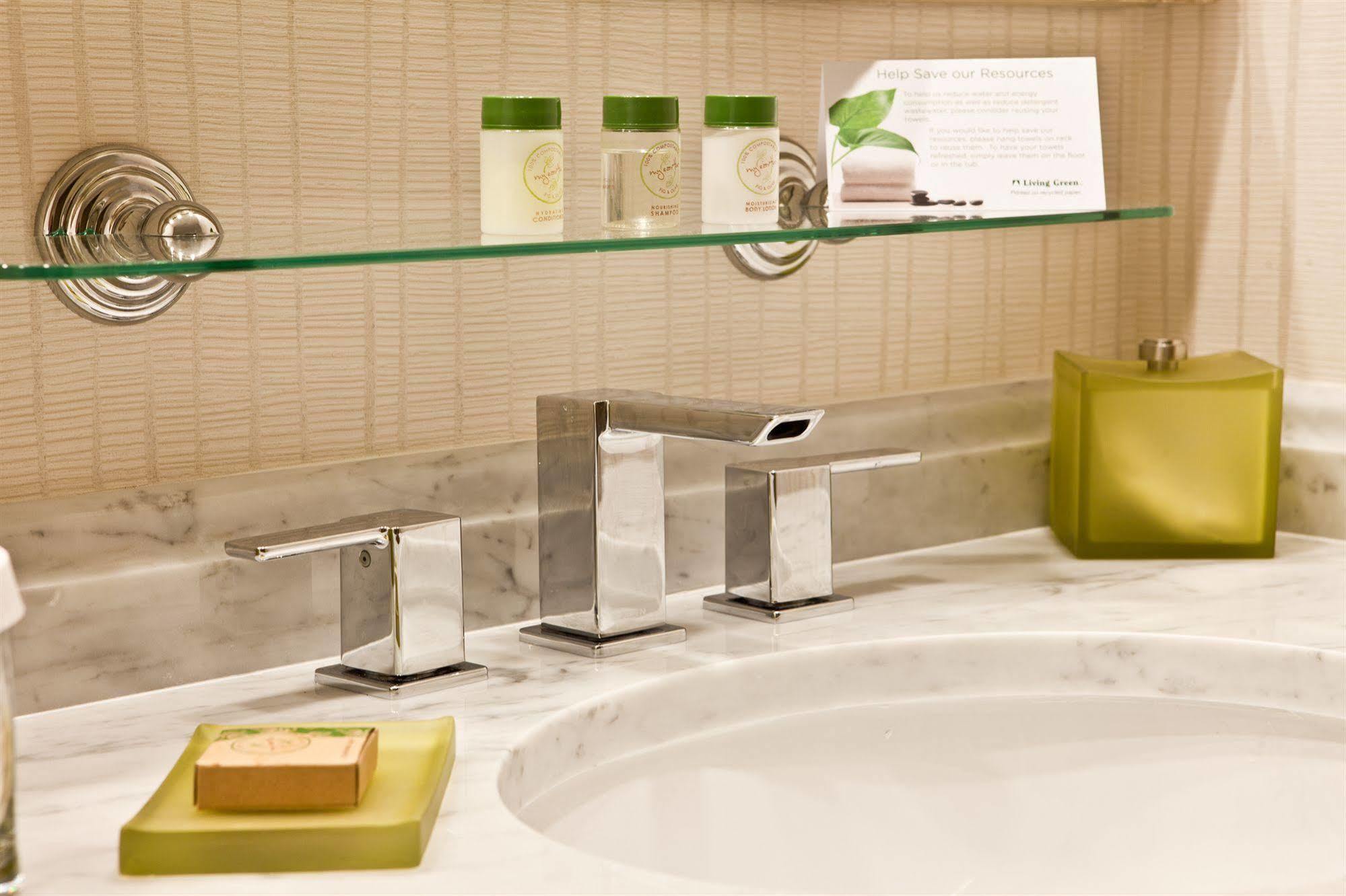 Town & Country Inn And Suites Τσάρλεστον Εξωτερικό φωτογραφία